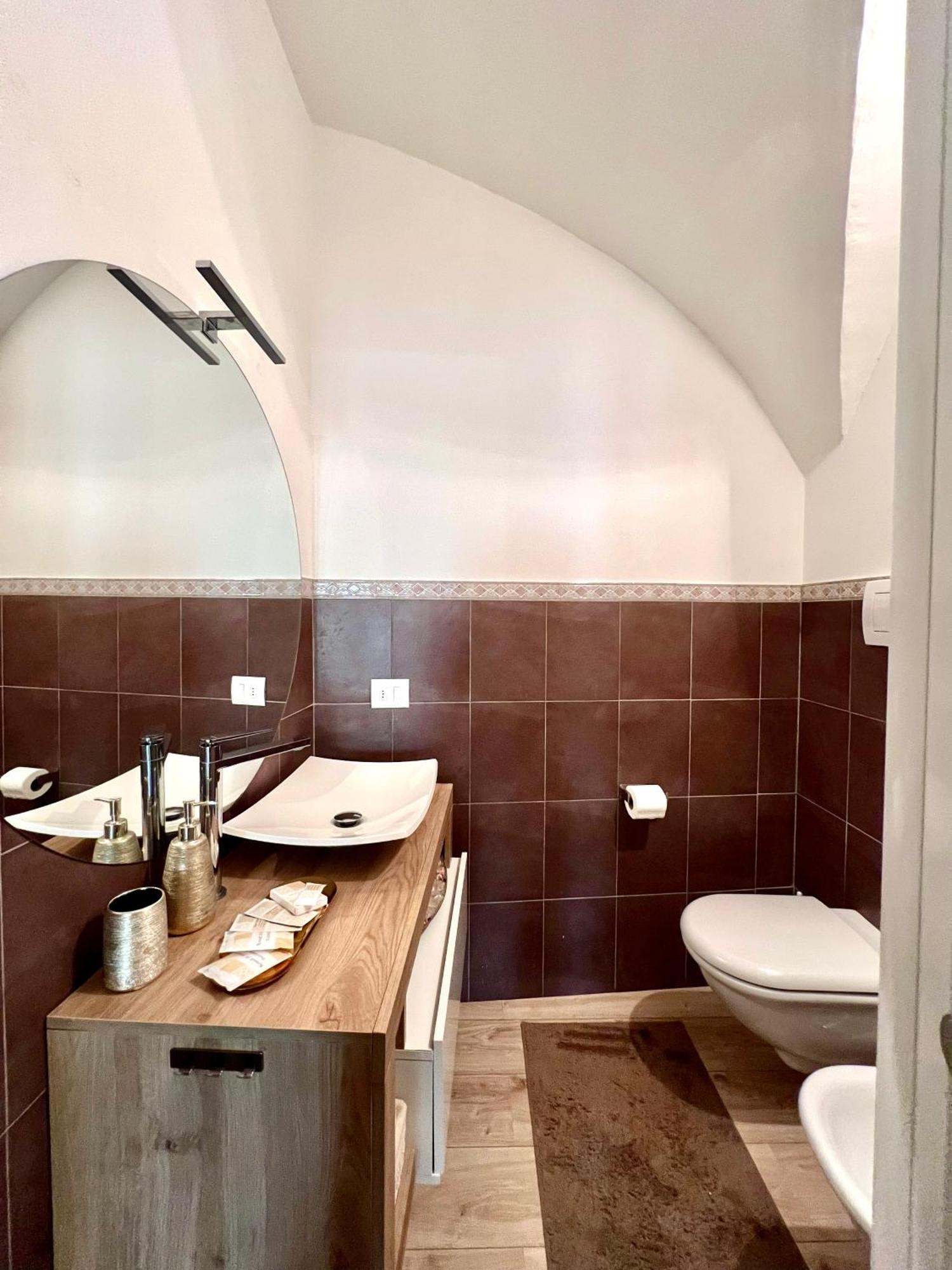 L'Arco Sul Lago • Gold Apartment Castro (Lombardy) Exterior foto